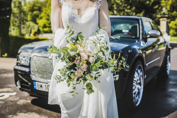 Choisir la voiture idéale pour votre mariage en toute sérénité